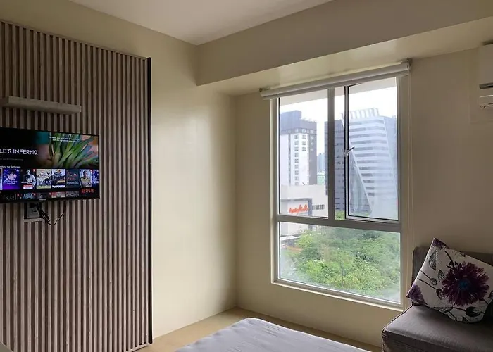 Comfy Avida W/ Pool Apartment