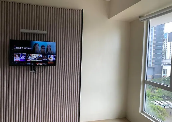 Comfy Avida W/ Pool Apartment