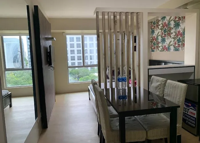 Comfy Avida W/ Pool Apartment